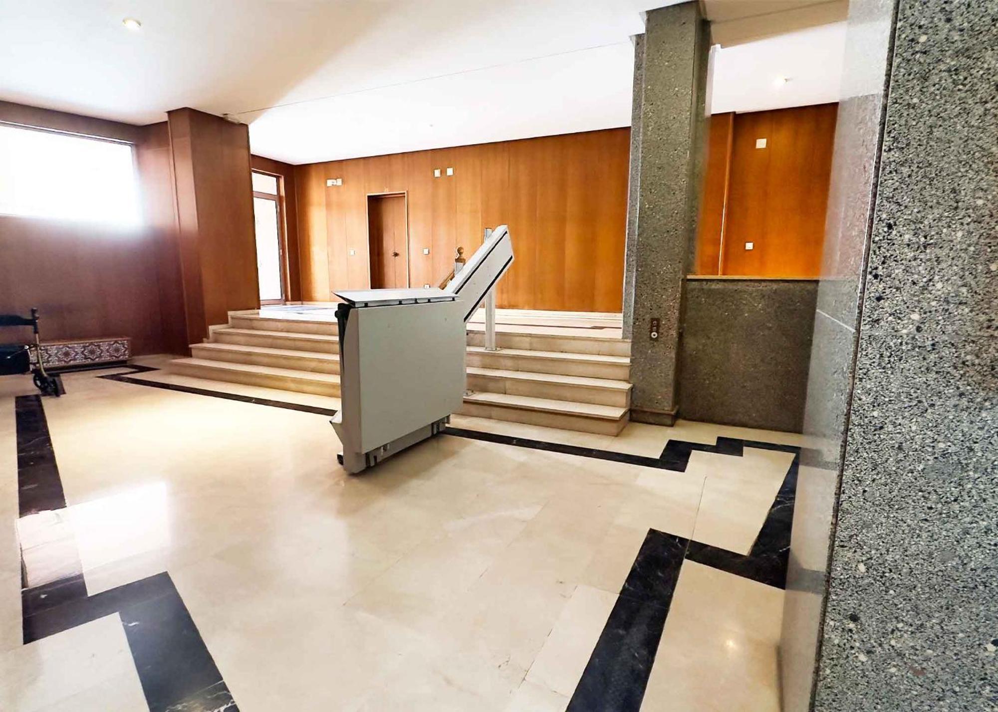 1 Bedroom Second Line Beach- Parque Building Apartment
